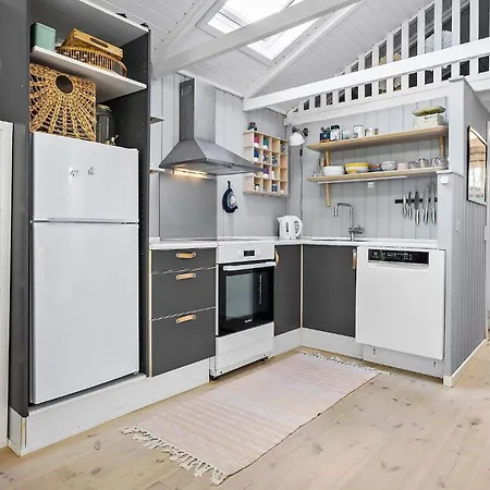 2 Bedroom Awesome In